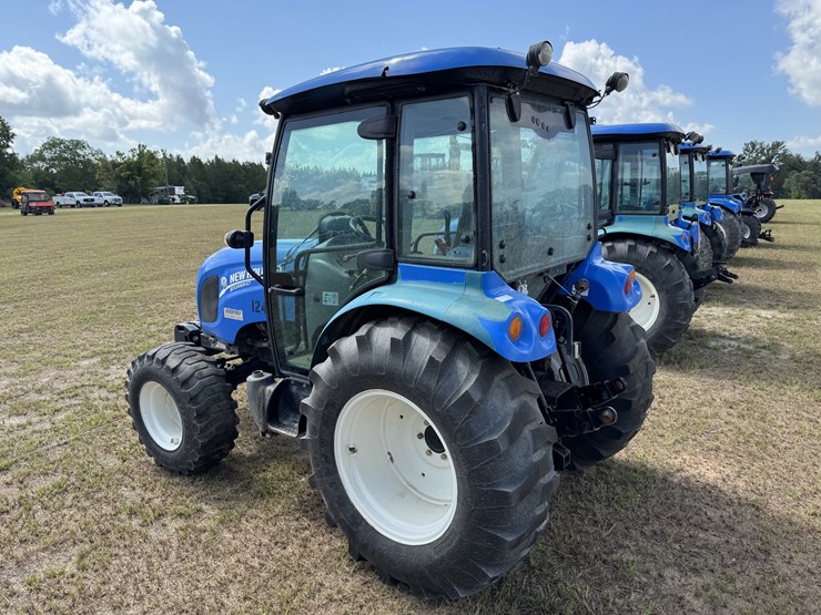 new-holland-boomer-47-image-7
