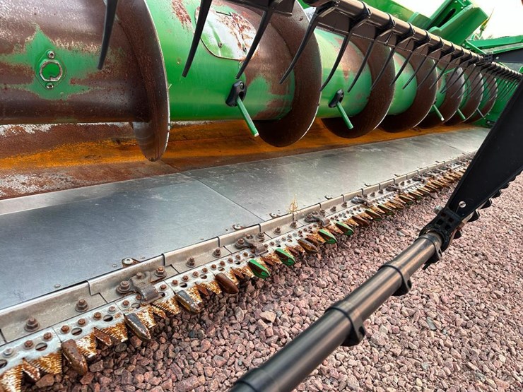 2009-john-deere-635f-image-25