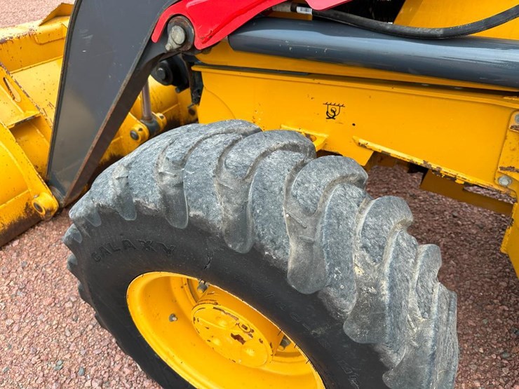 2018-deere-310sl-image-7