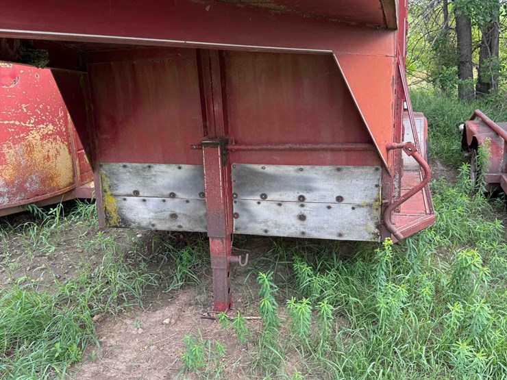 6ft-x-16ft-gooseneck-livestock-trailer-image-18