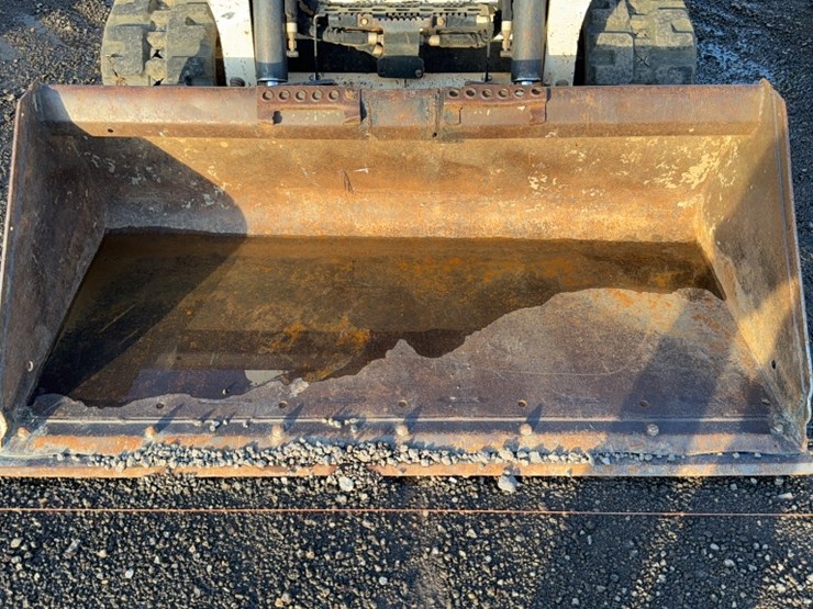 2019-bobcat-t595-image-4
