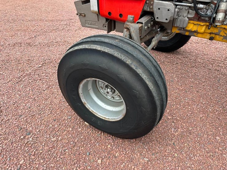 1980-massey-ferguson-2705-image-12