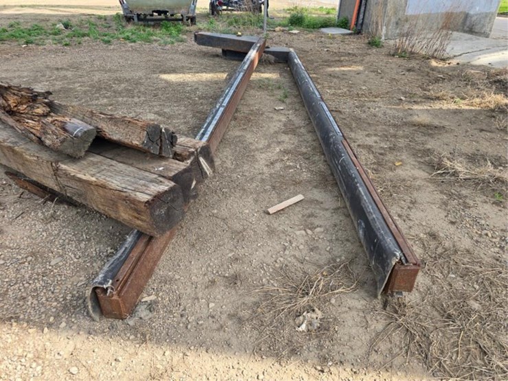 #2605-•-20'4"-barge-forks-image-3