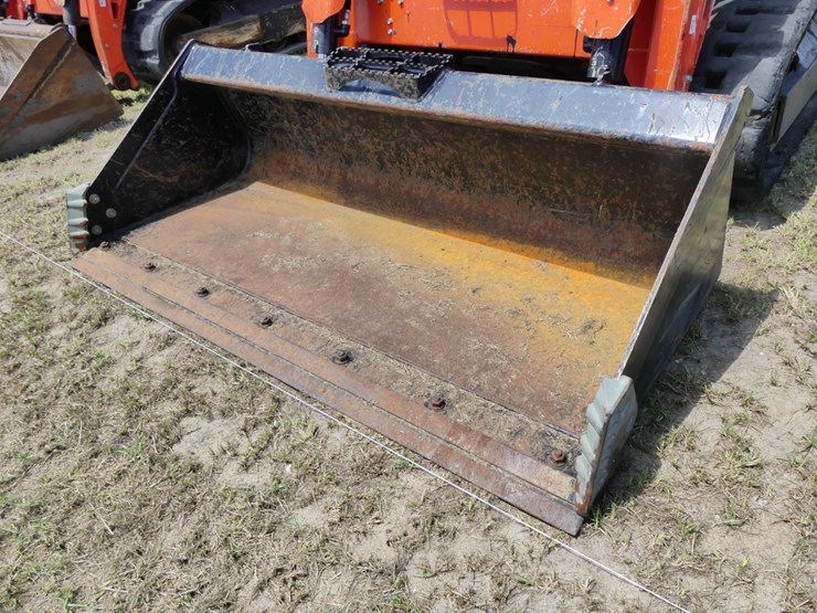 kubota-svl75-2-image-10