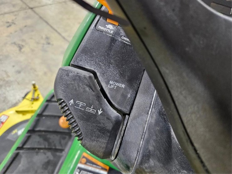 2013-john-deere-x530-image-22