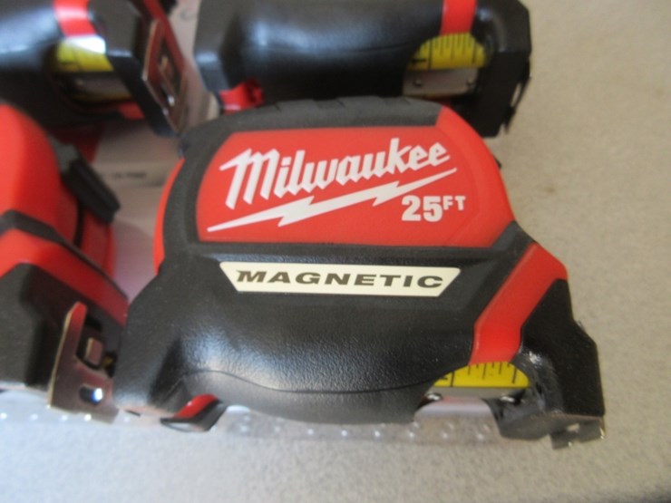 (4)-new-unused-milwaukee-magnetic-tape-measures,-image-3