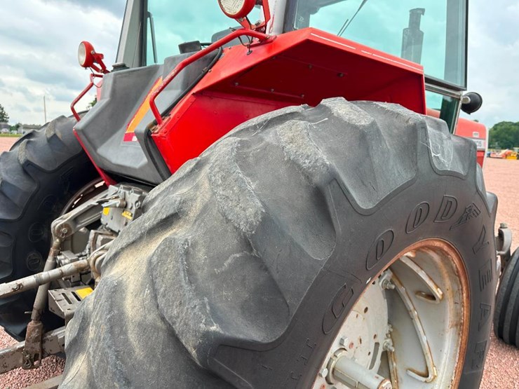 1980-massey-ferguson-2705-image-10