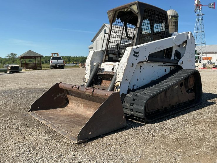 bobcat-t250-image-1