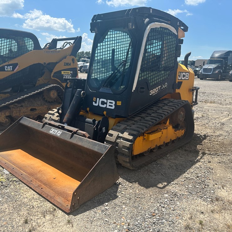JCB 320T