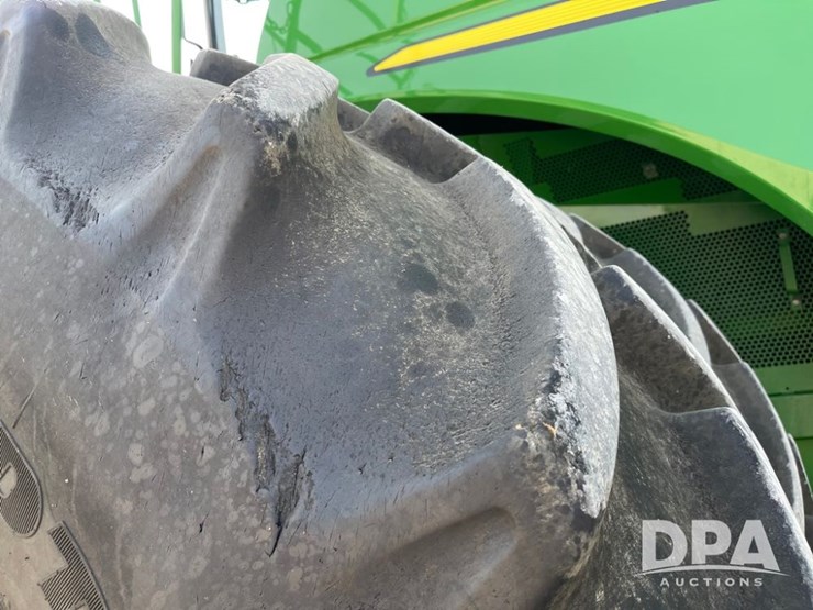 2016-john-deere-s690-image-46