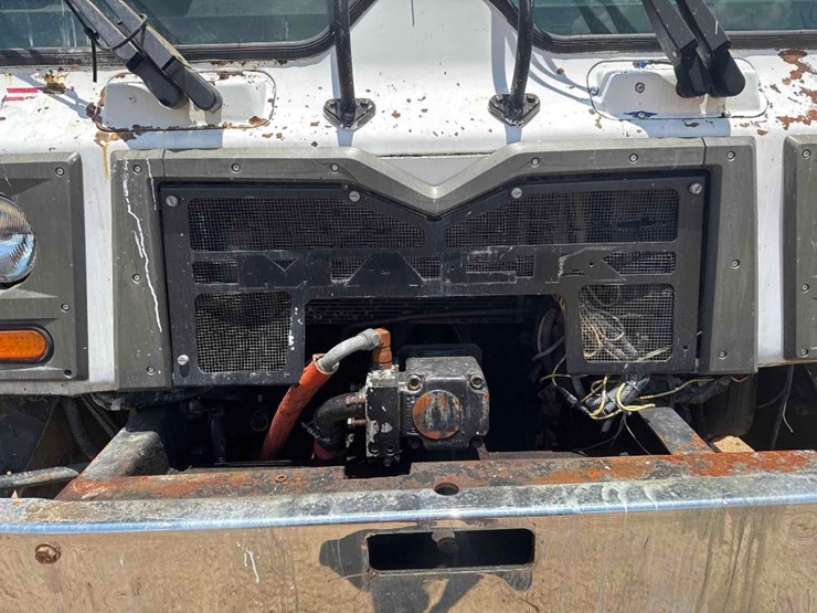 2010-mack-mru613-image-20