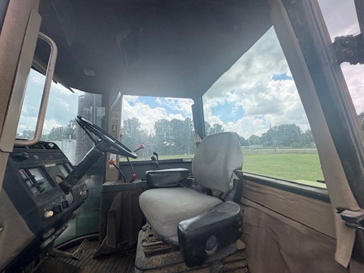 john-deere-8560-image-42