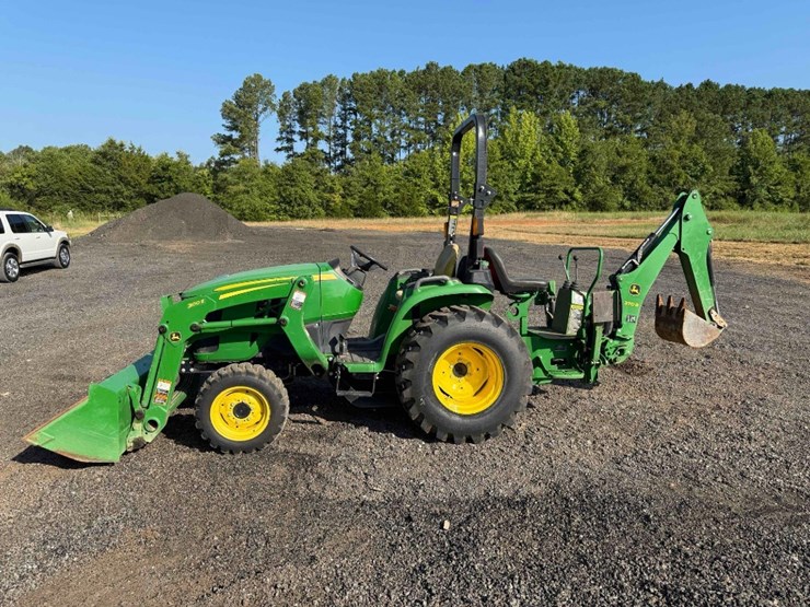 2020-john-deere-3032e-image-1