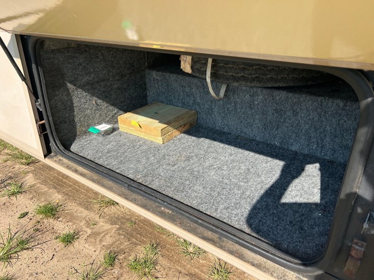1995-fleetwood-bounder-s/a-motorhome-image-14