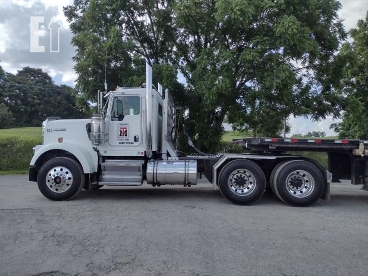 2006-kenworth-w900-image-1