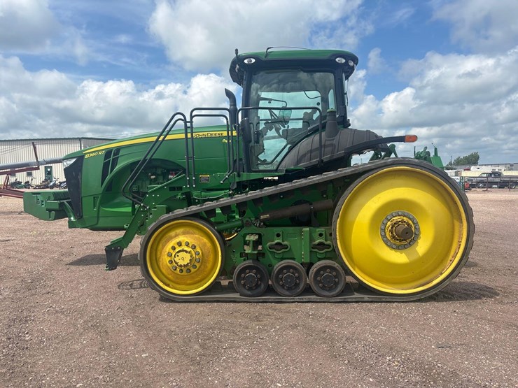 2013-john-deere-8360rt-image-7