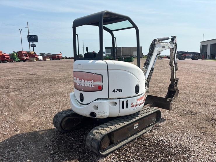 2007-bobcat-425g-image-4