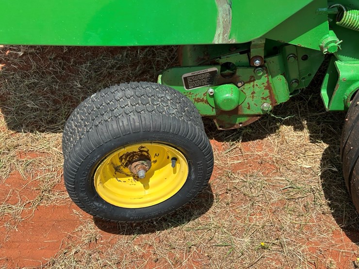 1998-john-deere-566-image-4