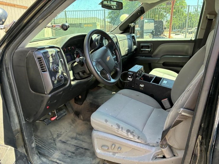 2017-chevrolet-silverado-1500-image-12