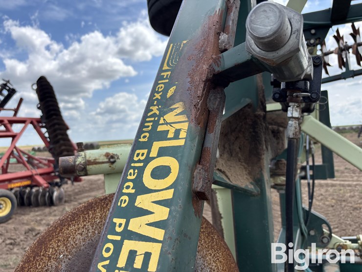 sunflower-7x6-blade-sweep-plow-image-15