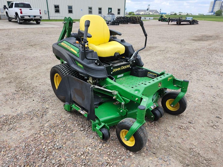 john-deere-m-image-2