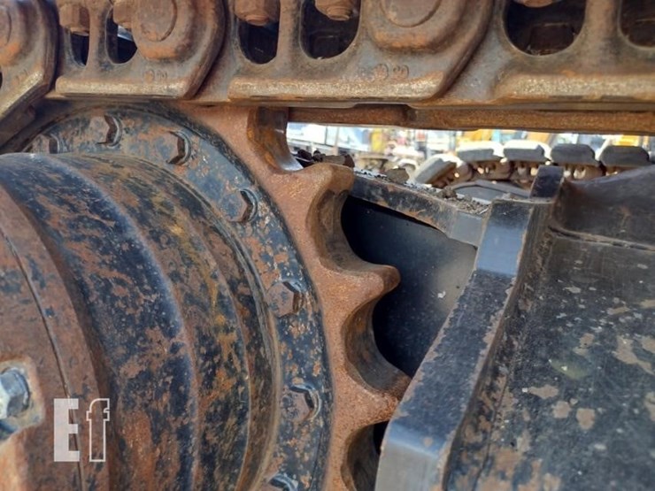 2021-hitachi-zx135us-6-image-36