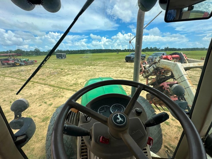 2010-john-deere-6230-premium-image-30