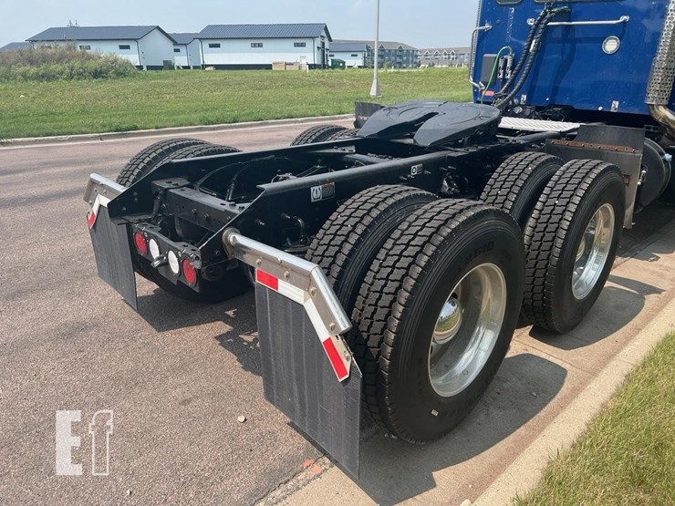 2019-kenworth-t680-image-5