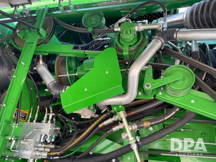 2016-john-deere-s690-image-98