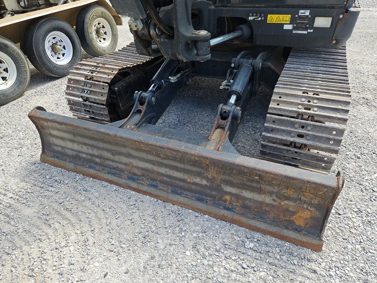 2019-bobcat-e85-image-6