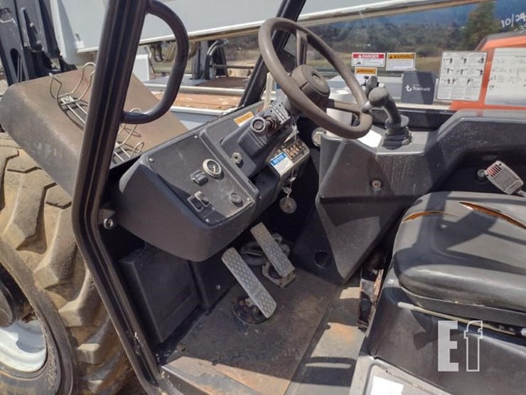 2013-skyjack-vr1056d-image-10