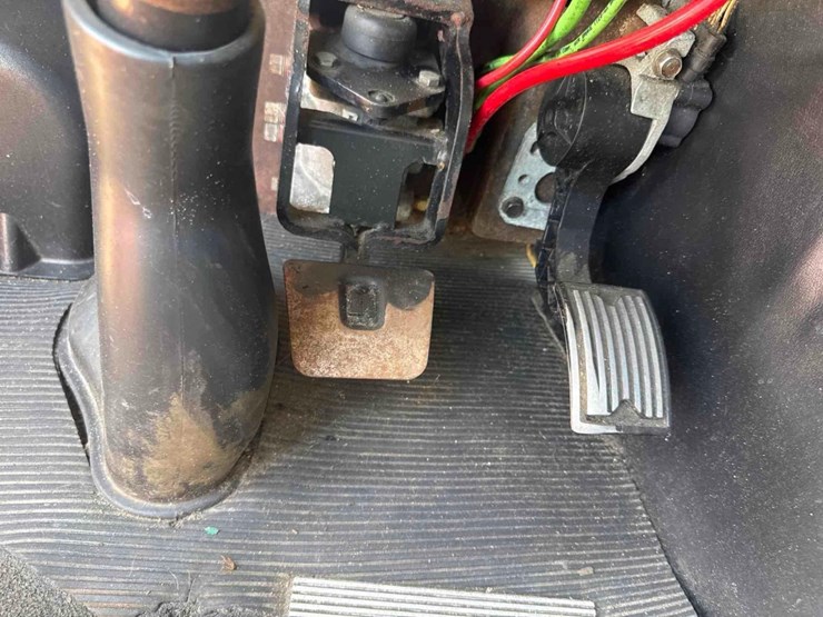 2010-mack-mru613-image-39