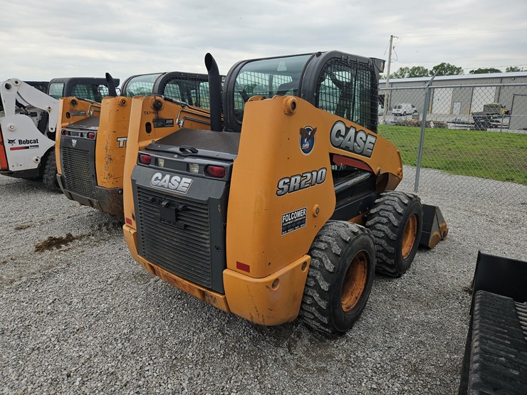 2016-case-sr210-image-12