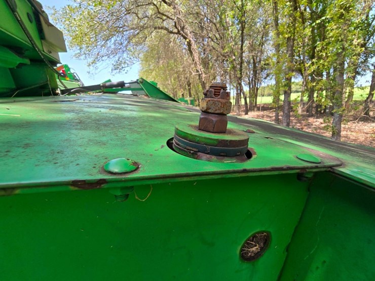 john-deere-946-image-26