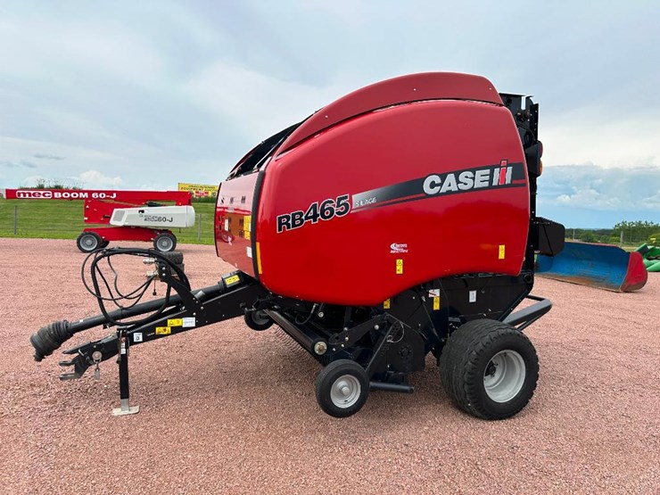 2019-case-ih-rb465-image-7