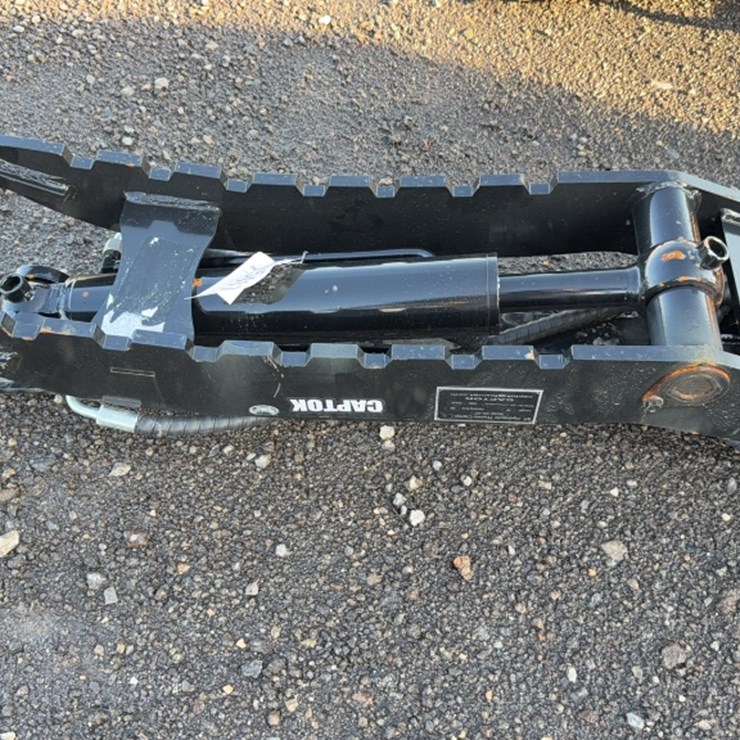 #2018 • CAPTOK EXCAVATOR HYD THUMB