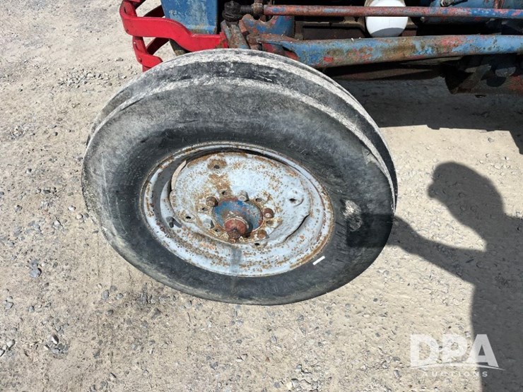 ford-600-image-37
