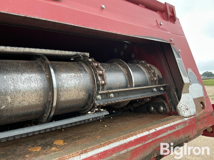 2013-case-ih-7230-image-14