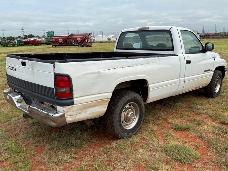 #63-•-1999-ram-2500-image-7