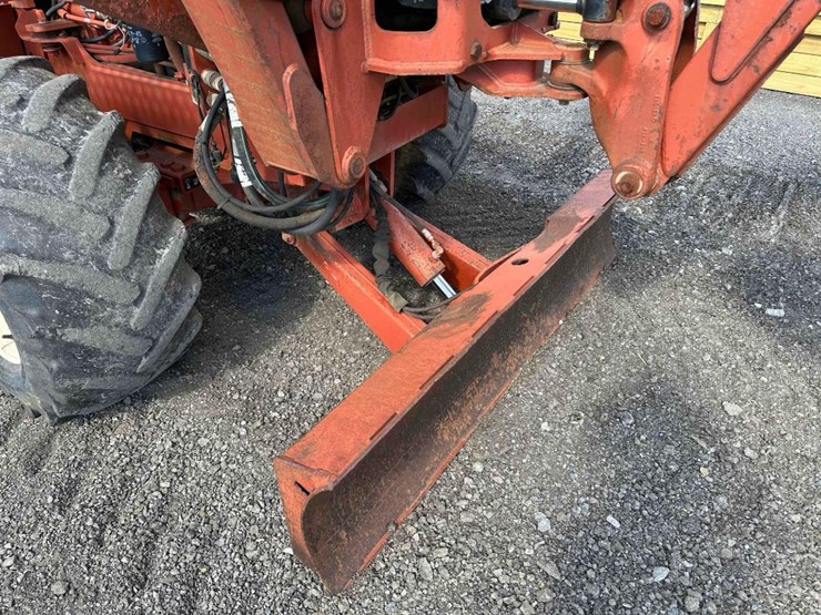 2001-ditch-witch-8020-image-13