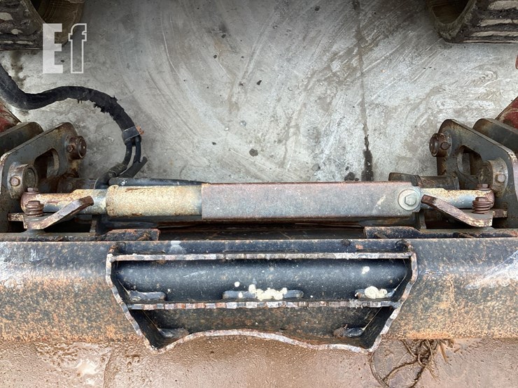 2018-takeuchi-tl10v2-image-12