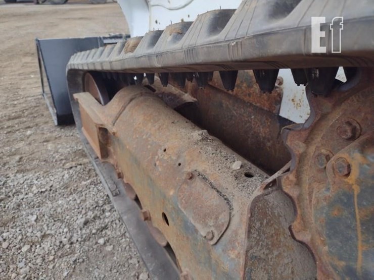 2019-bobcat-t590-image-23