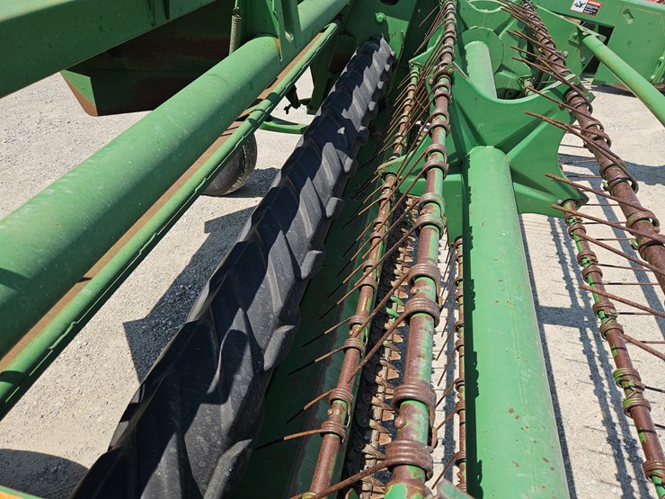 1999-john-deere-820-image-5