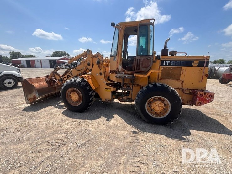 1989-caterpillar-it28b-image-10