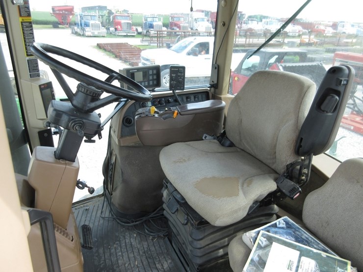 john-deere-8430-image-16