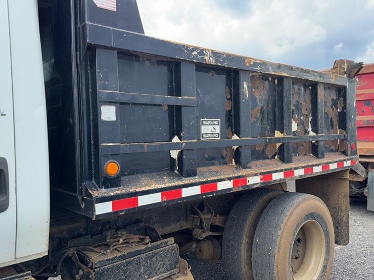 2006-international-durastar-4300-image-13