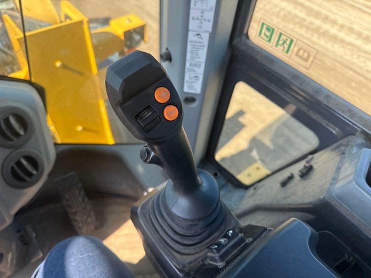 deere-524l-image-37