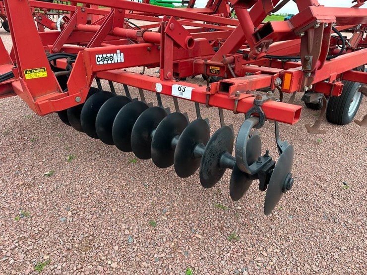 case-ih-4200-image-32
