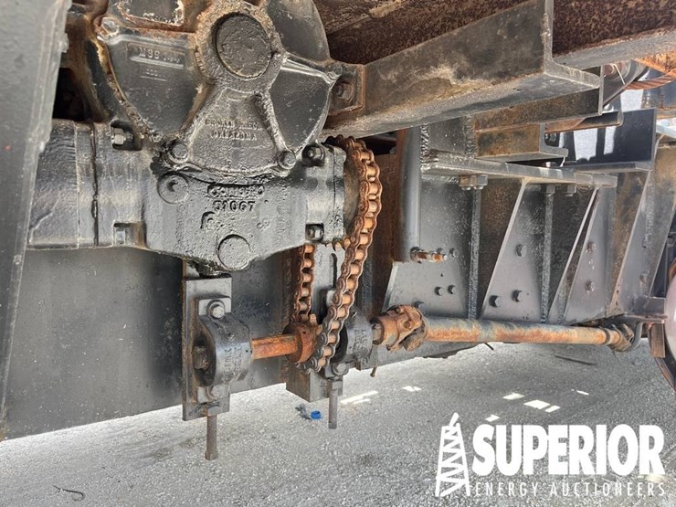 2001-mack-cl713-image-5