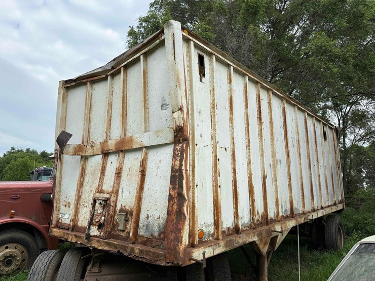 8ft-x-22ft-generator-trailer-image-2